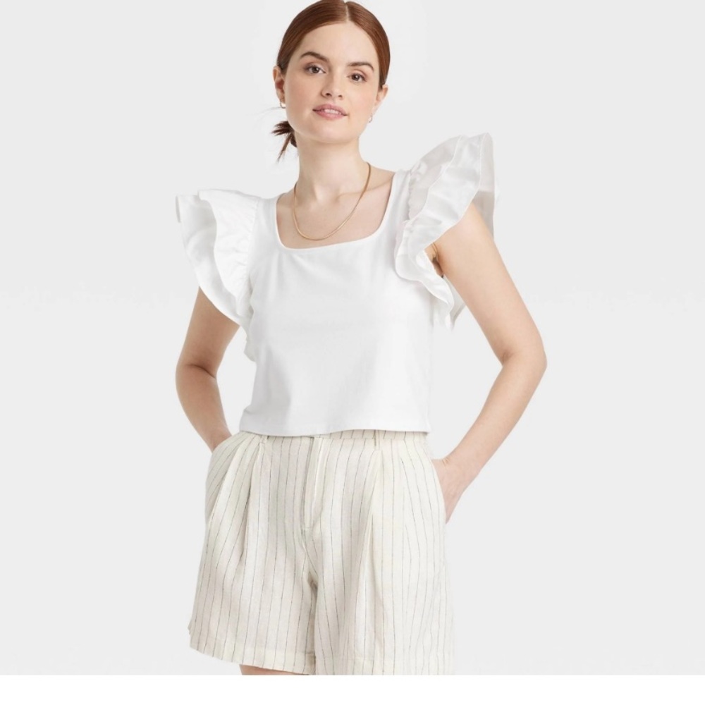 NWT A New Day Women’s Crop Shirt w/ Ruffle Sleeves in white, sz. M